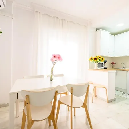 Appartamento 2 Minutes To The Sea -cano 2 Bedroom By 10tosea Fuengirola