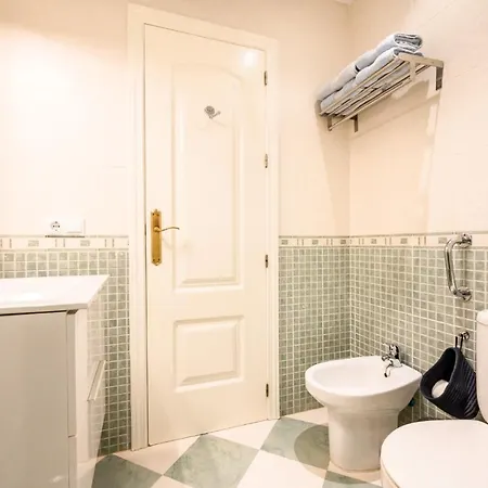 2 Minutes To The Sea -cano 2 Bedroom By 10tosea Fuengirola